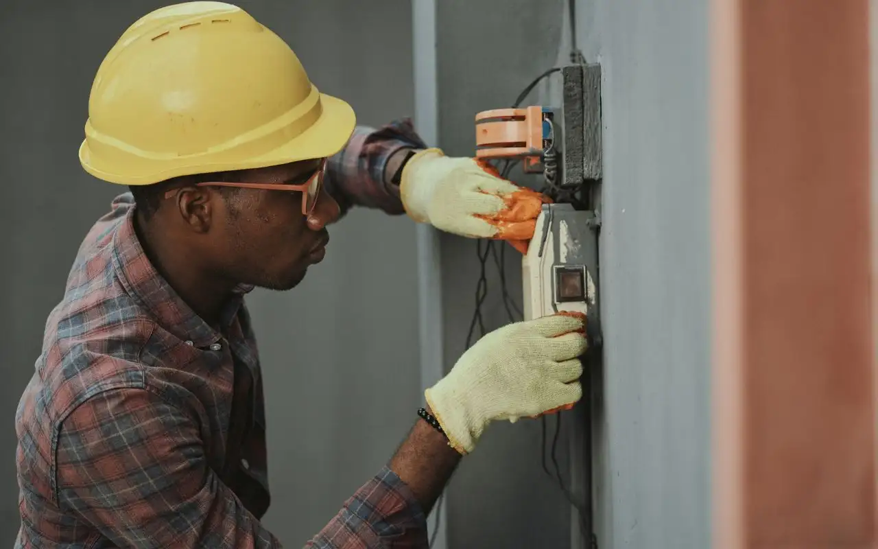 Electrician Salary in South Africa
